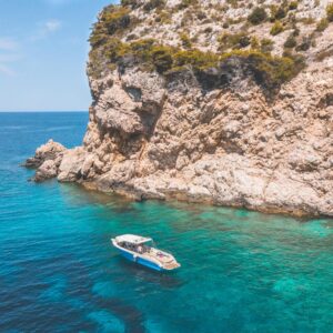 barco excursion cueva azul barco excursion cueva azul