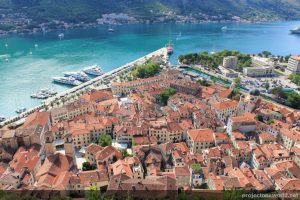 Excursión a Montenegro desde Dubrovnik: Kotor, Perast y la Bahía en un Día (Guía 2026)