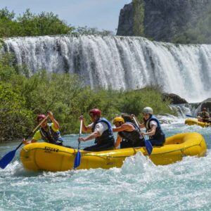 Rafting o kayaking en el rio Zrmanja